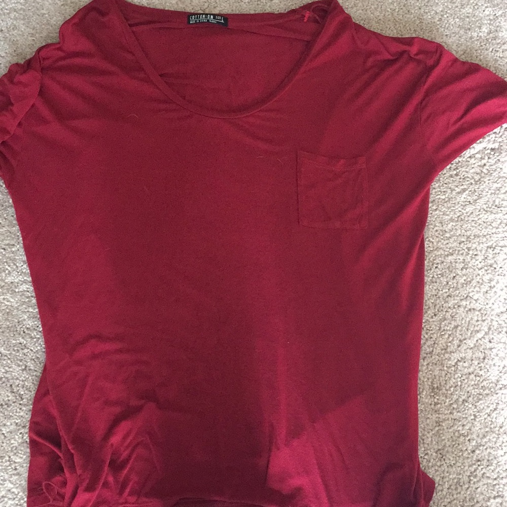 Cotton on red tee
